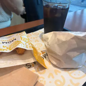 맘스터치 사진