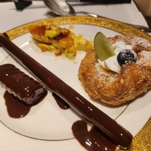 부산롯데호텔 라세느 리뷰 사진