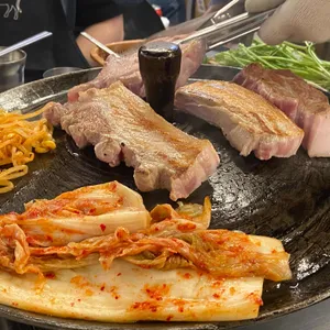 목구멍 사진