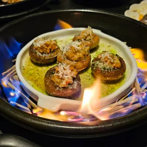 리파인 사진