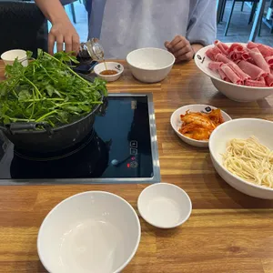 등촌샤브칼국수 사진