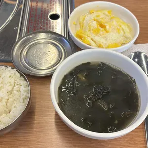 속초오징어시장 사진