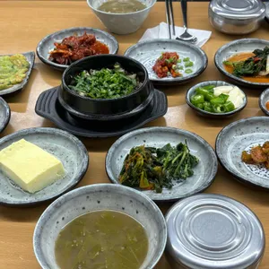 우렁쌈밥 사진