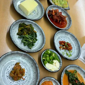 우렁쌈밥 사진