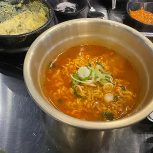 여기오면돼지 사진