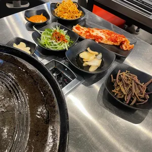 여기오면돼지 사진
