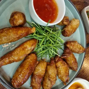 품 사진
