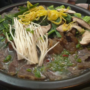 품 사진
