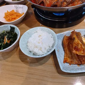 고래식당 사진