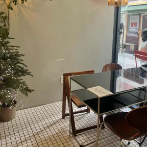 샬롯 리뷰 사진