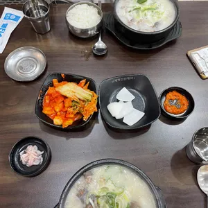 명인순대국 사진