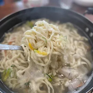 산촌칼국수 사진