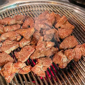 깜장드럼통 사진