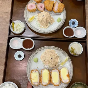 고메윤 사진