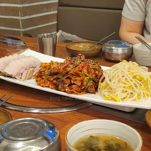 홍장군 사진