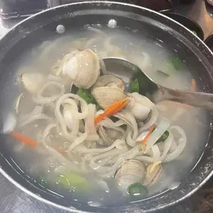 돼지코 조개구이 사진
