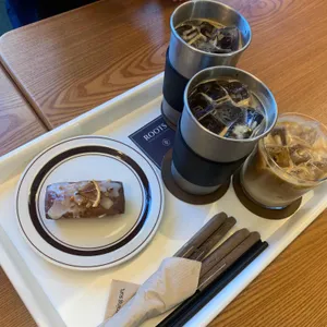 루츠프레소 커피로스터스 사진