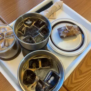 루츠프레소 커피로스터스 사진