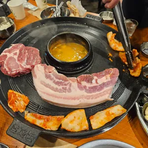 효자동솥뚜껑 사진