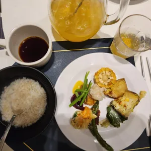 애슐리퀸즈 사진