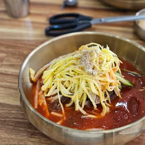 이금신진주냉면 사진