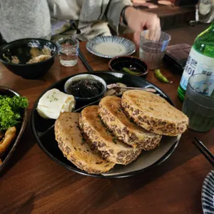 도쿠도쿠야 사진