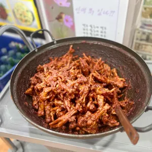 팽팽닭발 사진