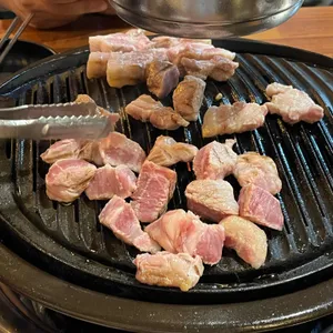 육태기 사진
