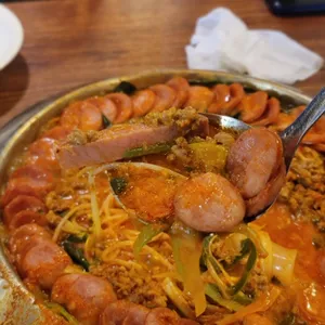 부대찌개대사관 사진
