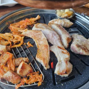 육터 사진