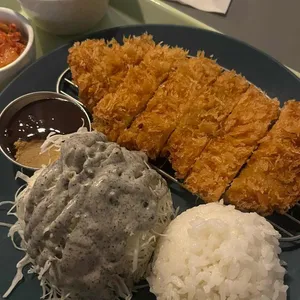 아키 대표 사진