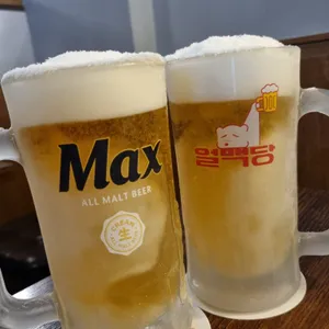 얼맥당 사진