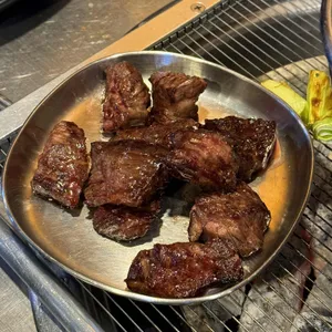 고기를품다 사진
