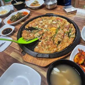 팔미낙지한마리수제비 사진