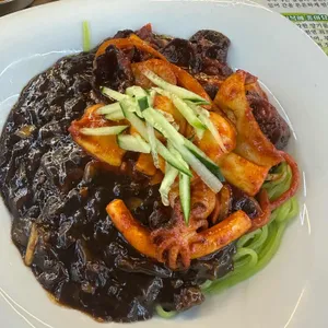 미옌 사진