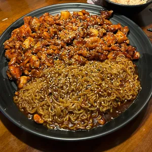 꼬꼬아찌 사진