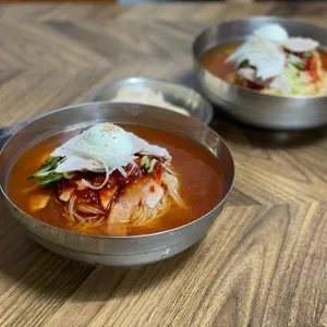 동방밀면 사진