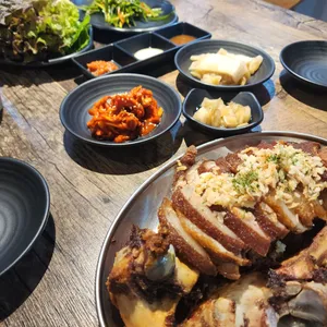 홍능족발 1977 사진