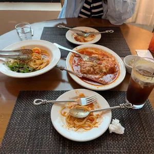 수테이블 사진