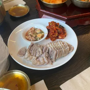 평이담백뼈칼국수 사진