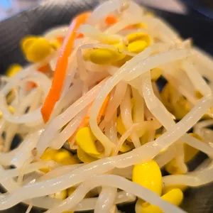 중앙탑초가집 사진