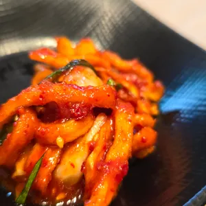 중앙탑초가집 사진
