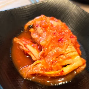 중앙탑초가집 사진