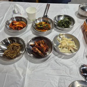 보글보글찌개백반 사진