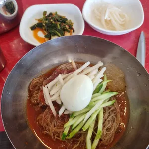 청수냉면 사진