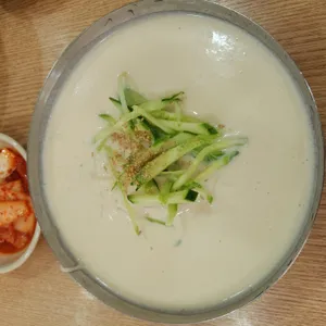 소문난명품잔치국수 사진
