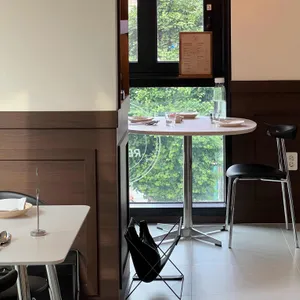 레스팅 리뷰 사진