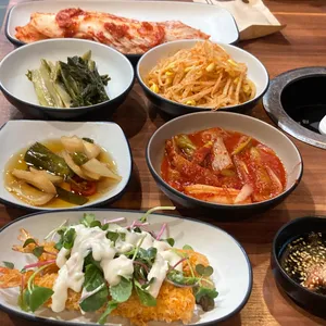 꾸면돼지 사진