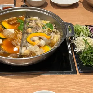 채선당 무한리필바 샤브샤브 & 월남쌈 갤러리아백화점 사진