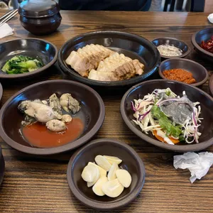 황산항아리보쌈 사진